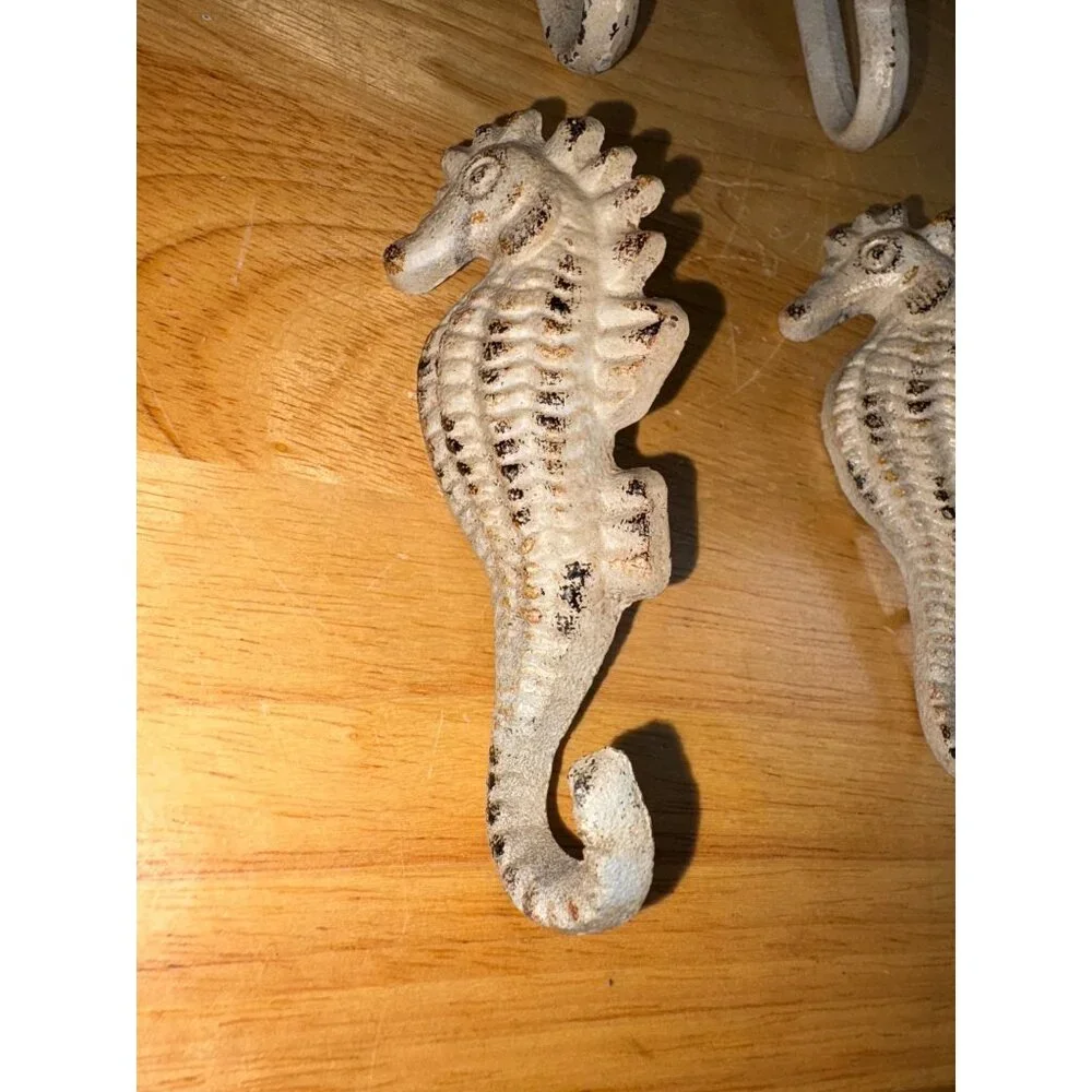 Set Of 4 Nautical-Themed Cast Iron Wall Hooks Seahorse Starfish Sand Dollar